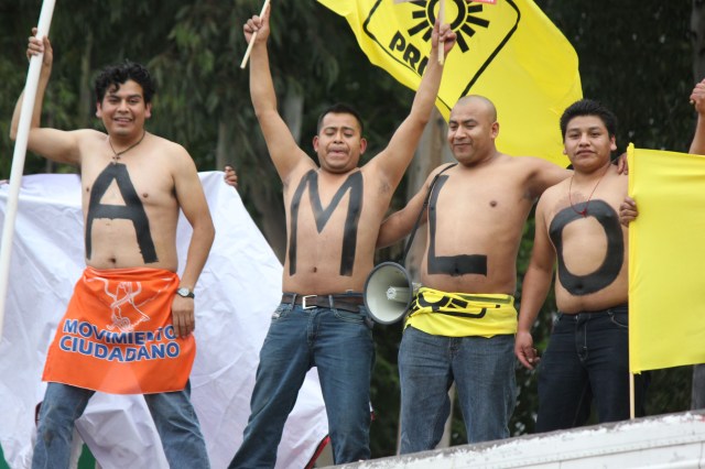 Los simpatizantes de López Obrador en 2012