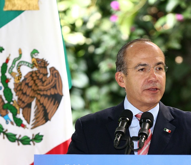 Felipe Calderón speaks in London in 2012.