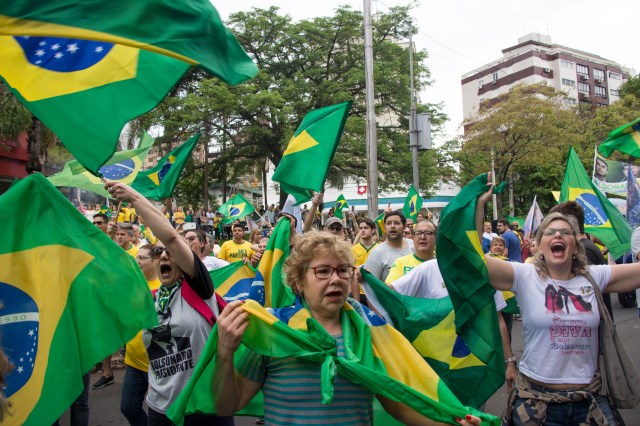 Manifestação todos com Bolsonaro. 