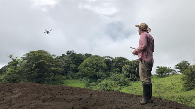 PhD student Andres Mejía-Ramón (Penn State) operates a drone to map the area surrounding the archaeological site. 