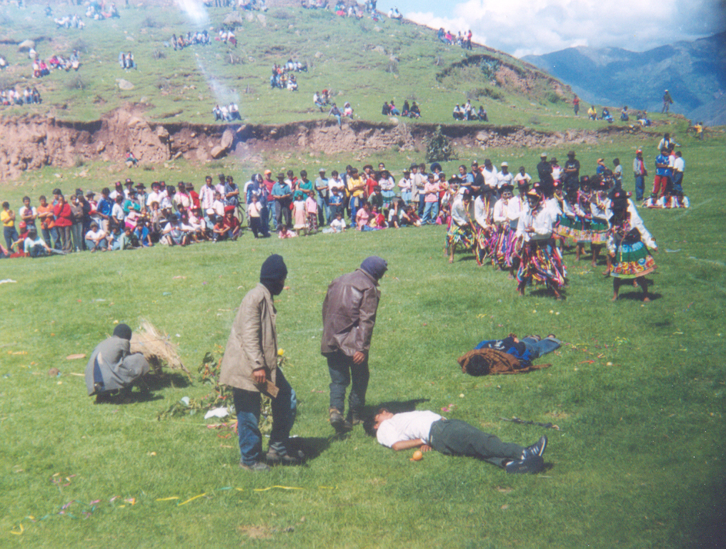 Representación del masacre pepetrado por Sendero Luminoso en 1984 (Foto cortesía de Valérie Robin Azevedo).